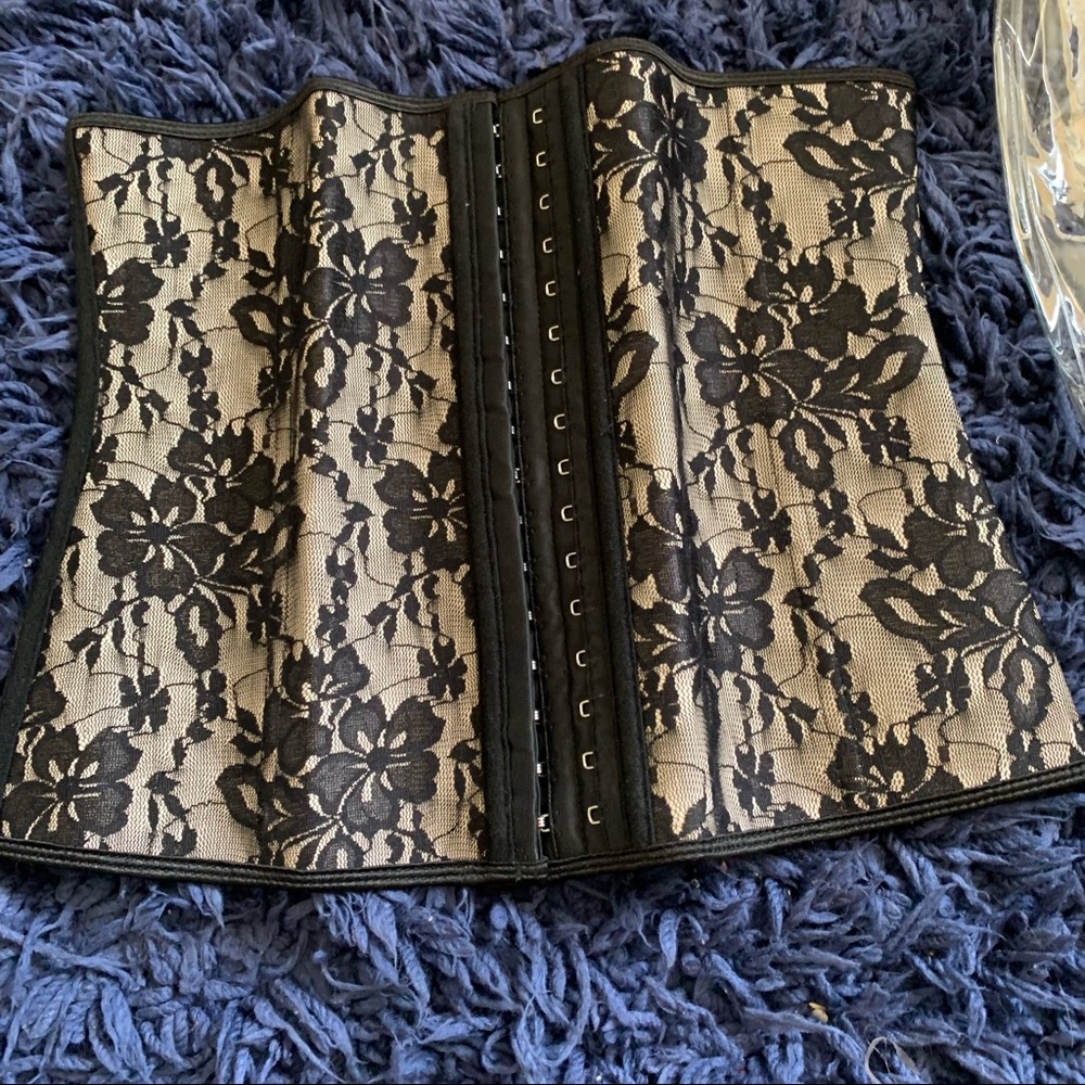 Corset waist trainer